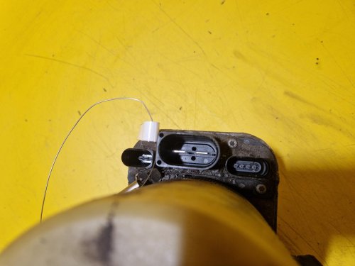 ELEKTRICKÉ SERVO ČERPADLO TRW - ŠKODA FABIA I / SEAT IBIZA III, CORDOBA II / VW LUPO, POLO IV - 20058