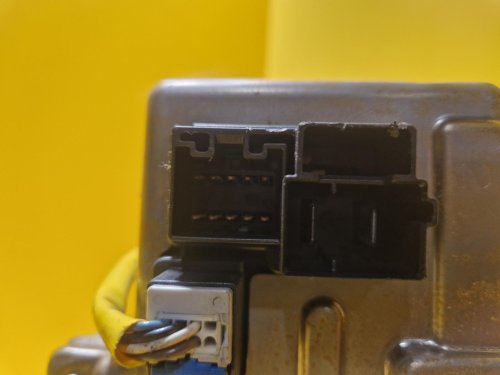ELEKTRICKÝ SLOUPEK ŘÍZENÍ - 26117867 -  OPEL CORSA D / FIAT GRANDE PUNTO - 18437