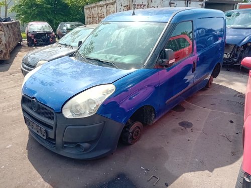 Fiat Doblo 1.4 CNG ( 198A4000 ) 88kW r.2012 modrá na náhradní díly