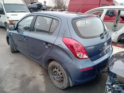Hyundai I20 facelift 1.2 ( G4LA ) 63kW r.2013 modrá na náhradní díly