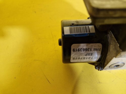 JEDNOTKA ABS - 13157075 - OPEL VECTRA C, SIGNUM - 17335
