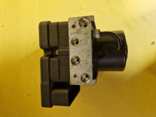 JEDNOTKA ABS - 13157576 - OPEL ASTRA H , ZAFIRA B - 17560