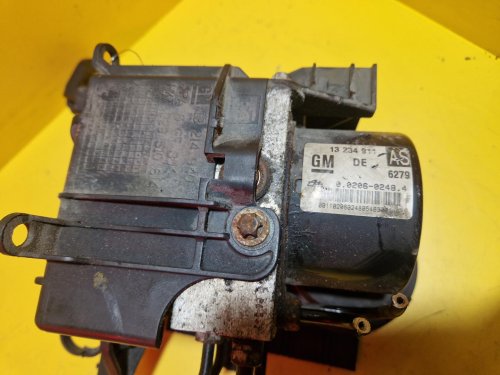 JEDNOTKA ABS - 13234911 - OPEL ASTRA H / ZAFIRA B - 16012