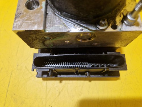 JEDNOTKA ABS - 27536AG250 - SUBARU LEGACY IV, OUTBACK III - 19839