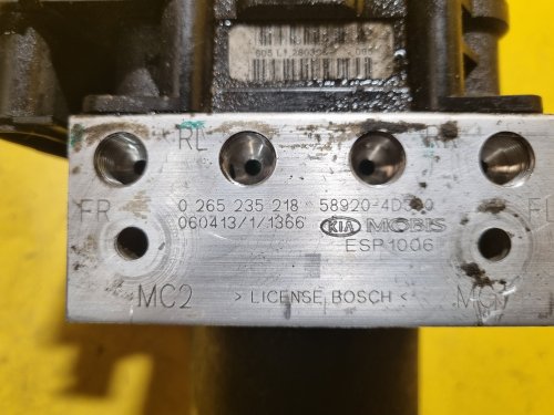 JEDNOTKA ABS - 58920-4D300 - KIA CARNIVAL II (GQ) (2006-2014) - 17796
