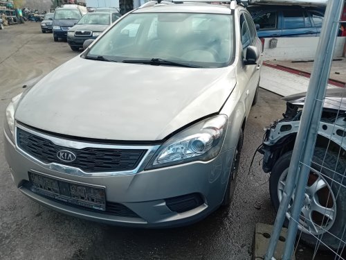 Kia Ceed 1.4 ( G4FA ) 66kW r.2010 hnědá na náhradní díly