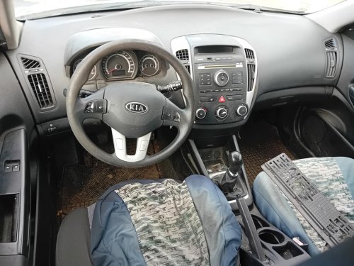 Kia Ceed 1.4 ( G4FA ) 66kW r.2010 hnědá na náhradní díly