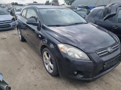 Kia Ceed 1.6 CRDI 16V ( D4FB ) 66kW r.2008 černá na náhradní díly