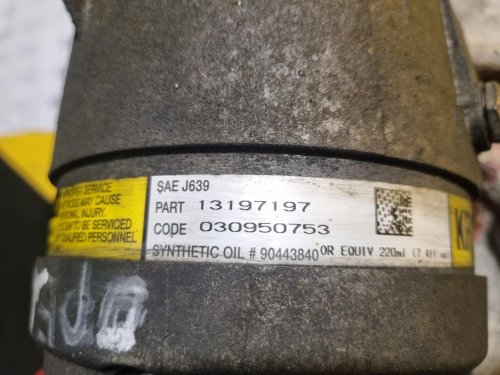 KOMPRESOR KLIMATIZACE 13197197 OPEL / FIAT / SAAB / CADILLAC - 1.9 CDTI, 2.0 DTI, 2.2 DTI, 2.5 DTI  - 17215