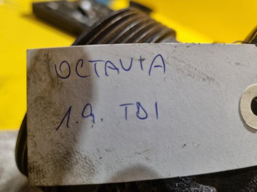 KOMPRESOR KLIMATIZACE 1J0820803F ŠKODA , VW , SEAT , AUDI , FORD - 17212
