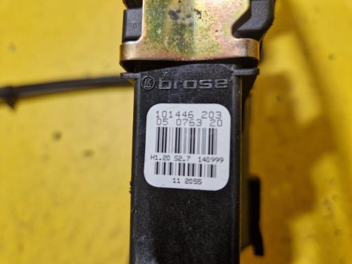 LEVÁ PŘEDNÍ STAHOVAČKA OKNA S MOTORKEM 101446203 - ŠKODA OCTAVIA I - 18596