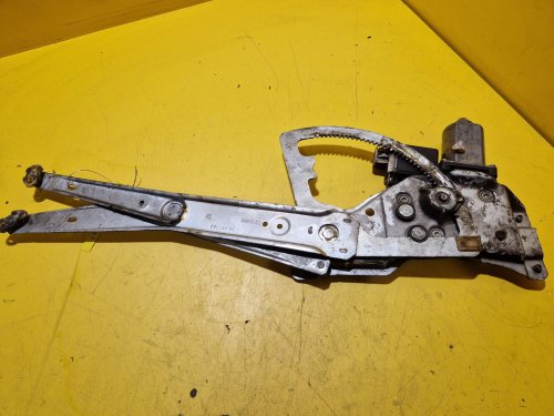 LEVÁ PŘEDNÍ STAHOVAČKA OKNA S MOTORKEM 193792000 OPEL ASTRA F - 18500