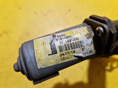 LEVÁ PŘEDNÍ STAHOVAČKA OKNA S MOTORKEM 51810880 DIAT DOBLO II - 18502