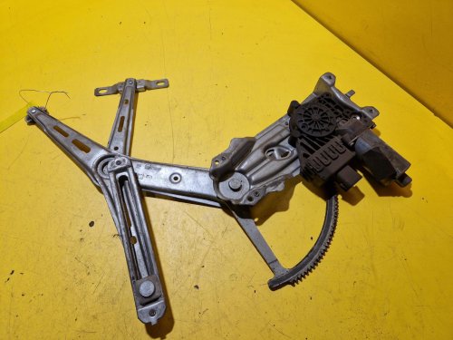 LEVÁ PŘEDNÍ STAHOVAČKA OKNA S MOTORKEM 90579335 OPEL ZAFIRA A - 18495