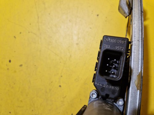 LEVÁ ZADNÍ STAHOVAČKA OKNA S MOTORKEM 992418102 OPEL ASTRA H - 18811