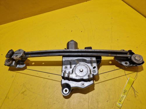 LEVÁ ZADNÍ STAHOVAČKA OKNA S MOTORKEM 0130821457 - OPEL ASTRA H - 18504