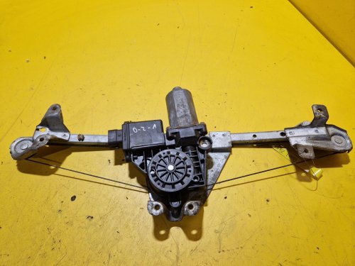 LEVÁ ZADNÍ STAHOVAČKA OKNA S MOTORKEM 119805106 OPEL ZAFIRA A - 18498