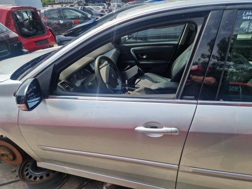 LEVÉ PŘEDNÍ DVEŘE RENAULT LAGUNA III, STŘÍBRNÁ 069 - 18914