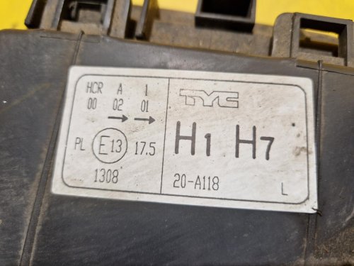 LEVÉ PŘEDNÍ SVĚTLO AUDI A3 (8L1), FACELIFT - 19517