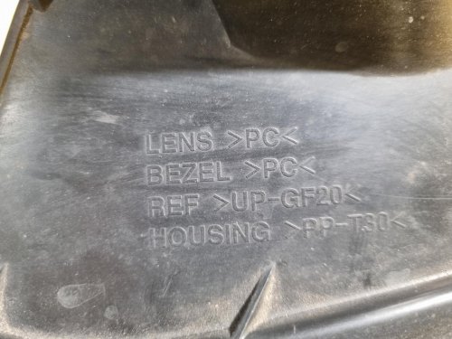 LEVÉ PŘEDNÍ SVĚTLO HYUNDAI TERRACAN (HP) - 18463