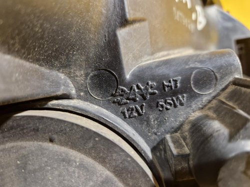 LEVÉ PŘEDNÍ SVĚTLO OPEL ZAFIRA B - 20040