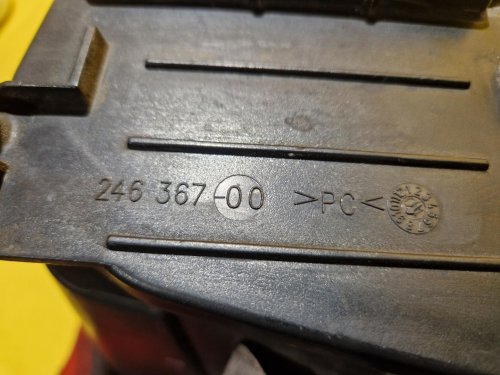 LEVÉ PŘEDNÍ SVĚTLO ŠKODA FABIA I - 20039