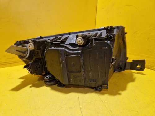 LEVÉ PŘEDNÍ SVĚTLO ŠKODA FABIA I - 20039