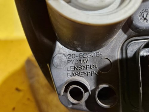 LEVÉ PŘEDNÍ SVĚTLO ŠKODA FABIA I - 20852