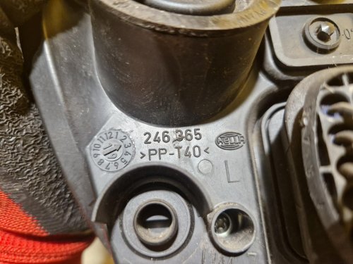 LEVÉ PŘEDNÍ SVĚTLO ŠKODA FABIA I, FACELIFT - 20209