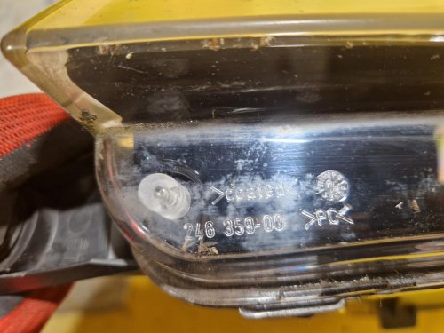 LEVÉ PŘEDNÍ SVĚTLO ŠKODA FABIA I, FACELIFT - 20209