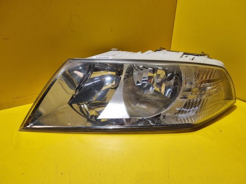 LEVÉ PŘEDNÍ SVĚTLO ŠKODA OCTAVIA II  - 18008
