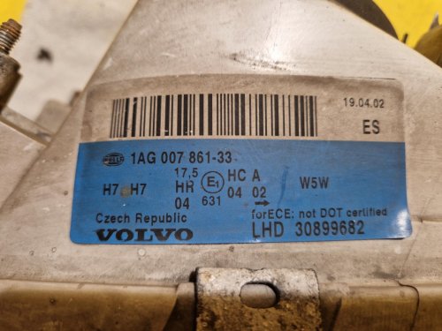 LEVÉ PŘEDNÍ SVĚTLO VOLVO V40 I, S40 I - 20104