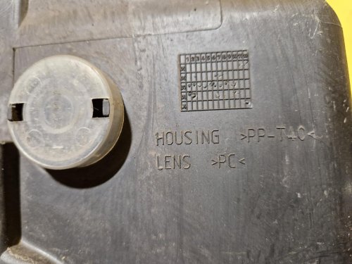 LEVÉ PŘEDNÍ XENONOVÉ SVĚTLO VW PASSAT B6 (3C2) - 20469