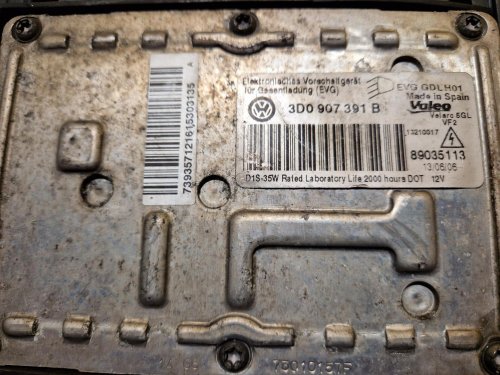 LEVÉ PŘEDNÍ XENONOVÉ SVĚTLO VW PASSAT B6 (3C2) - 20469