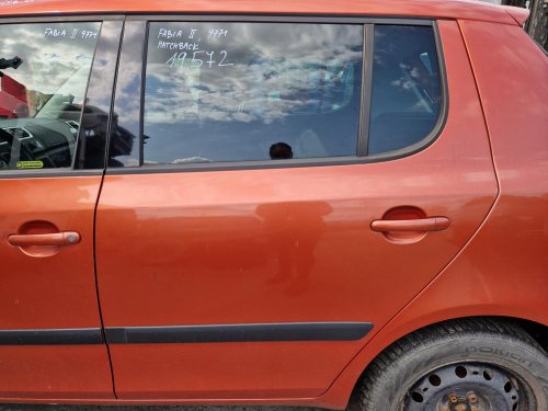 LEVÉ ZADNÍ DVEŘE  ŠKODA FABIA II (542), ORANŽOVÉ 9771, HATCHBACK - 19572