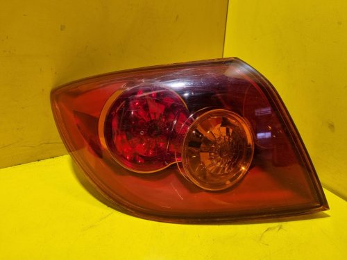 LEVÉ ZADNÍ SVĚTLO MAZDA 3 ( BK ) , VNĚJŠÍ , 5.DV. , ČERVENÉ - 17047