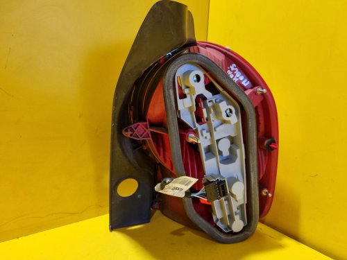 LEVÉ ZADNÍ SVĚTLO RENAULT MODUS  - 17057