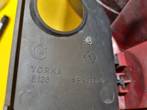 LEVÉ ZADNÍ SVĚTLO RENAULT MODUS  - 17057