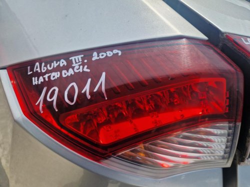 LEVÉ ZADNÍ SVĚTLO RENAULT LAGUNA III, HATCHBACK VNĚJŠÍ  - 19011