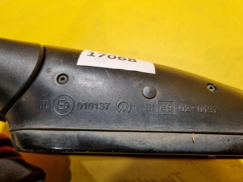 LEVÉ ZRCÁTKO ŠKODA OCTAVIA I , ČERNÉ, DLOUHÉ , ELEKTRICKÉ - 17068