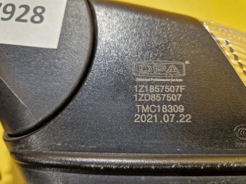 LEVÉ ZRCÁTKO ŠKODA OCTAVIA II , ŠEDÉ, DLOUHÉ , ELEKTRICKÉ - 17928