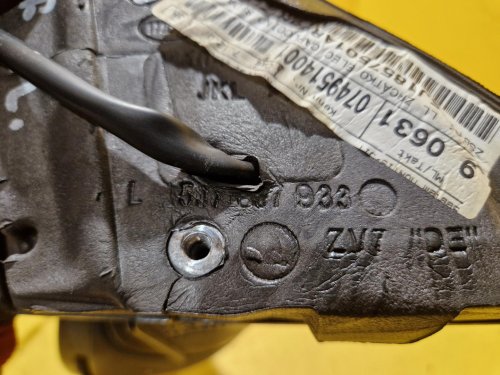 LEVÉ ZRCÁTKO ŠKODA ROOMSTER I , ŠEDÉ, ELEKTRICKÉ - 19187