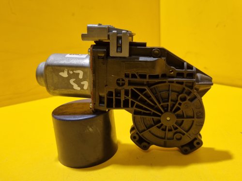 LEVÝ PŘEDNÍ MOTOREK STAHOVAČKY OKNA 402217E CITROEN C3 II (2009-) - 17748