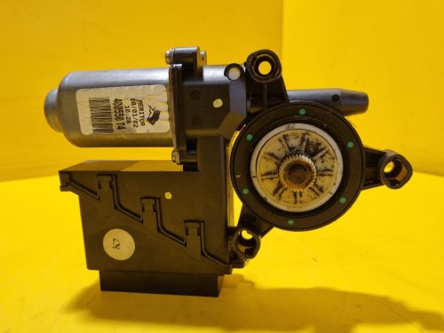 LEVÝ PŘEDNÍ MOTOREK STAHOVAČKY OKNA 6Q1959801A - ŠKODA FABIA I, FABIA II, ROOMSTER / VW POLO IV / SEAT IBIZA III, CORDOBA II - 17750