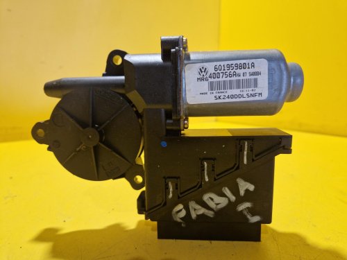 LEVÝ PŘEDNÍ MOTOREK STAHOVAČKY OKNA 6Q1959801A - ŠKODA FABIA I, FABIA II, ROOMSTER / VW POLO IV / SEAT IBIZA III, CORDOBA II - 18249