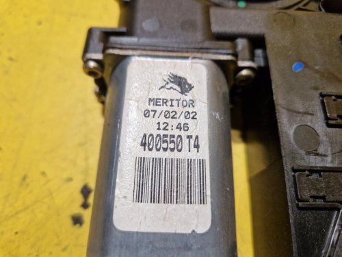 LEVÝ PŘEDNÍ MOTOREK STAHOVAČKY OKNA 6Q1959801A - ŠKODA FABIA I, FABIA II, ROOMSTER / VW POLO IV / SEAT IBIZA III, CORDOBA II - 20436