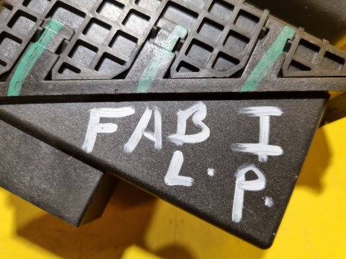 LEVÝ PŘEDNÍ MOTOREK STAHOVAČKY OKNA 6Y1959801 - ŠKODA FABIA I, FABIA II, ROOMSTER / VW POLO IV / SEAT IBIZA III, CORDOBA II - 17653