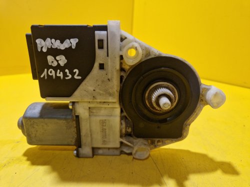 LEVÝ ZADNÍ MOTOREK STAHOVAČKY OKNA S JEDNOTKOU 3C0959795 - VW PASSAT B7 - 19432