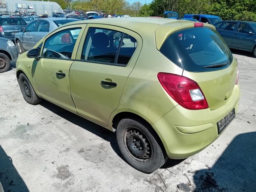 Opel Corsa D 1.2 ( Z12XEP ) 59kW r.2006 žlutá Z30E na náhradní díly