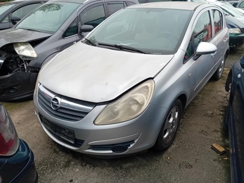 Opel Corsa D 1.3 ( Z13DTJ ) 55kW r.2007 stříbrná Z157 na náhradní díly